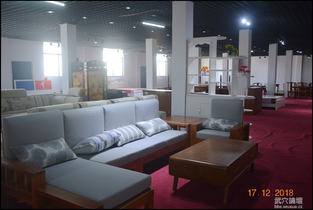����ƽ�������Ĵ��찮���ؼҾӣ��ж���ũ��ԲС���Σ�